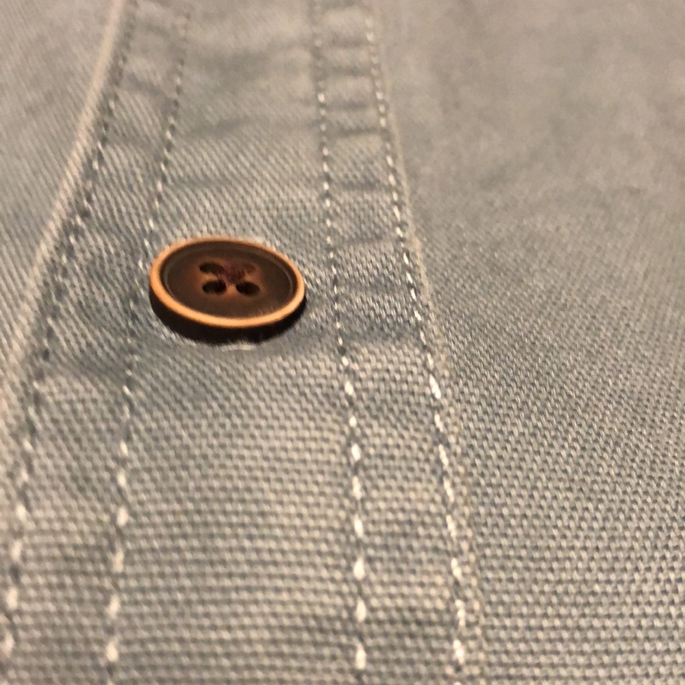 Brand ๐๐ฅ๐ฅ๐ฅLEE long sleeve shirt. - Picture 5 of 9